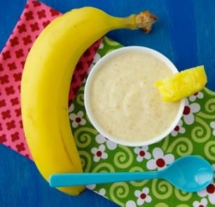 Baby Pineapple Banana Smoothie - 6 - 12 Months Baby Food Recipe at CleanBabyFood